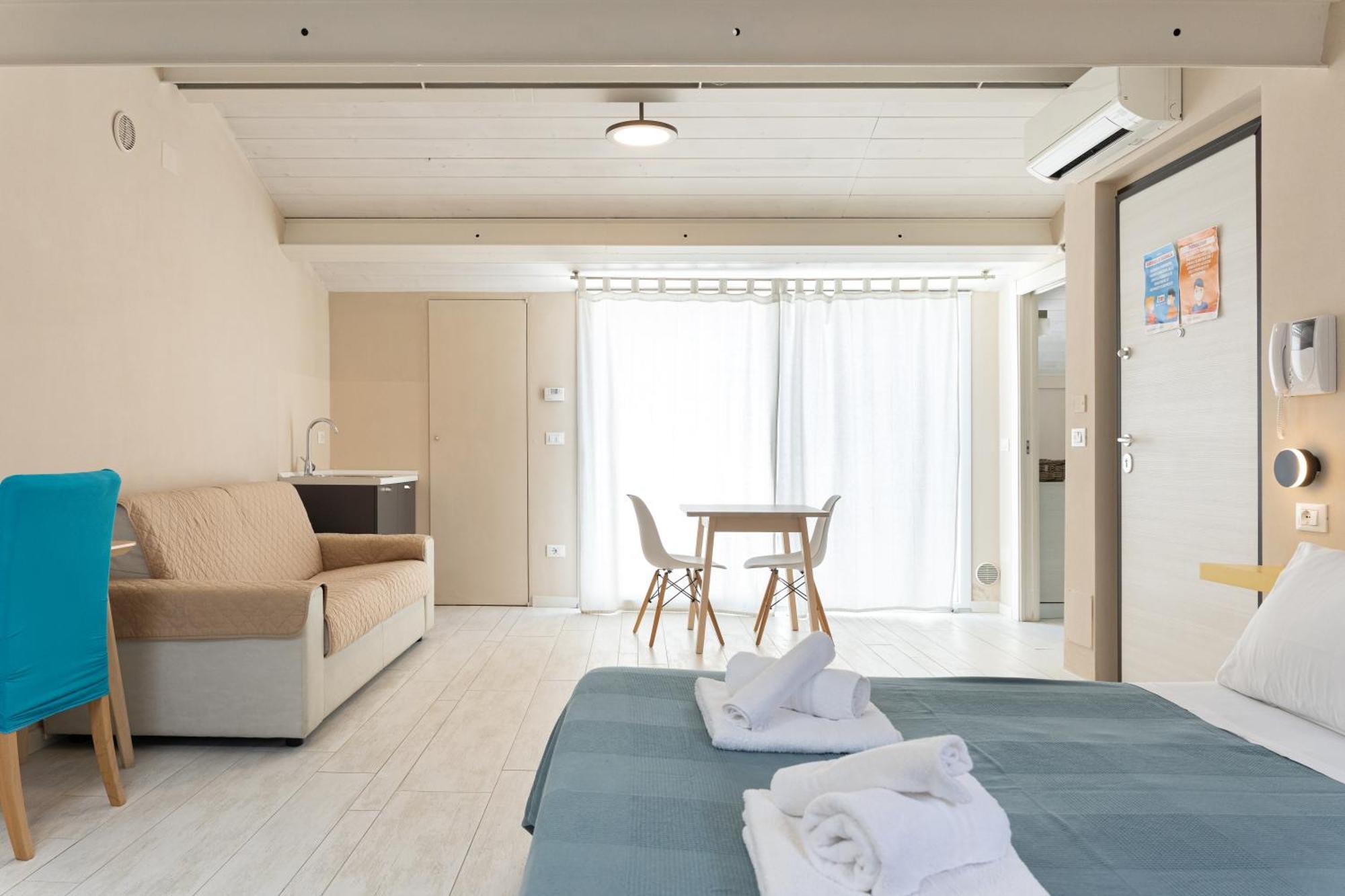 Oceano Rooms 泰尔莫利 外观 照片